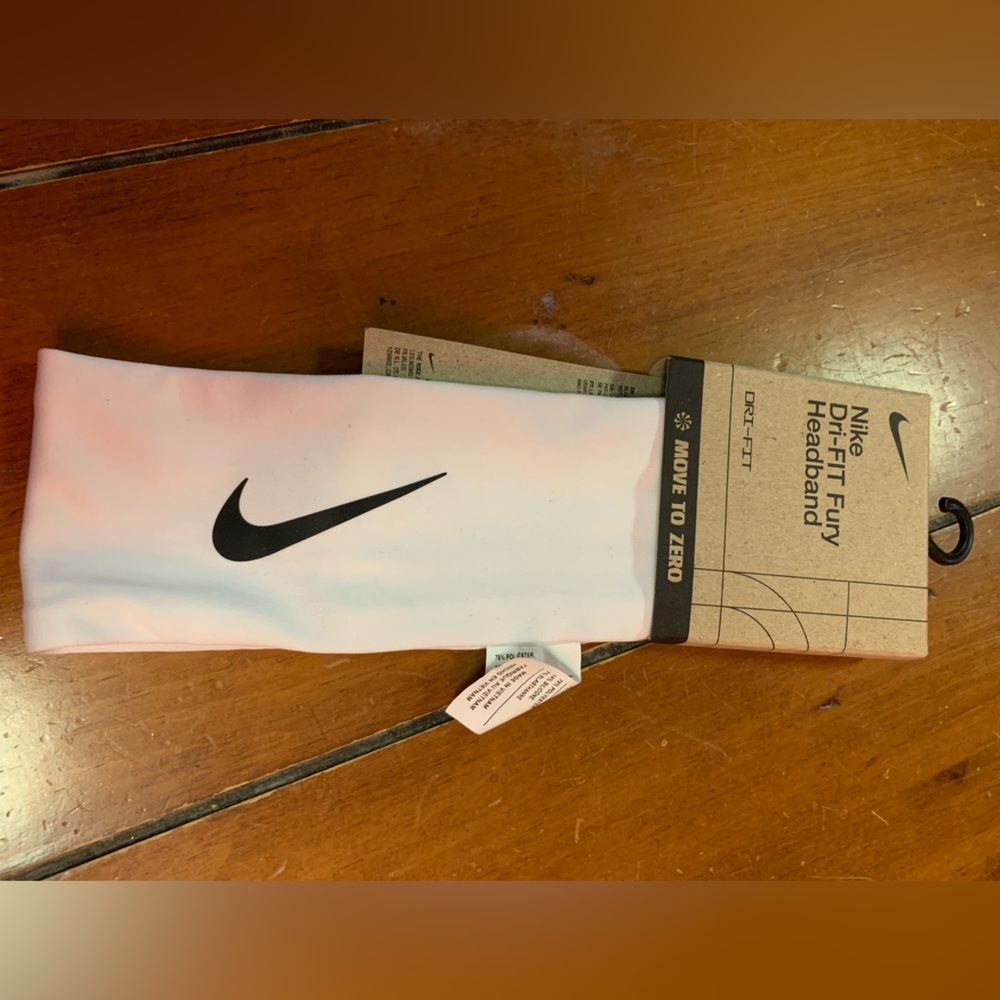 Nike dri fit fury head band